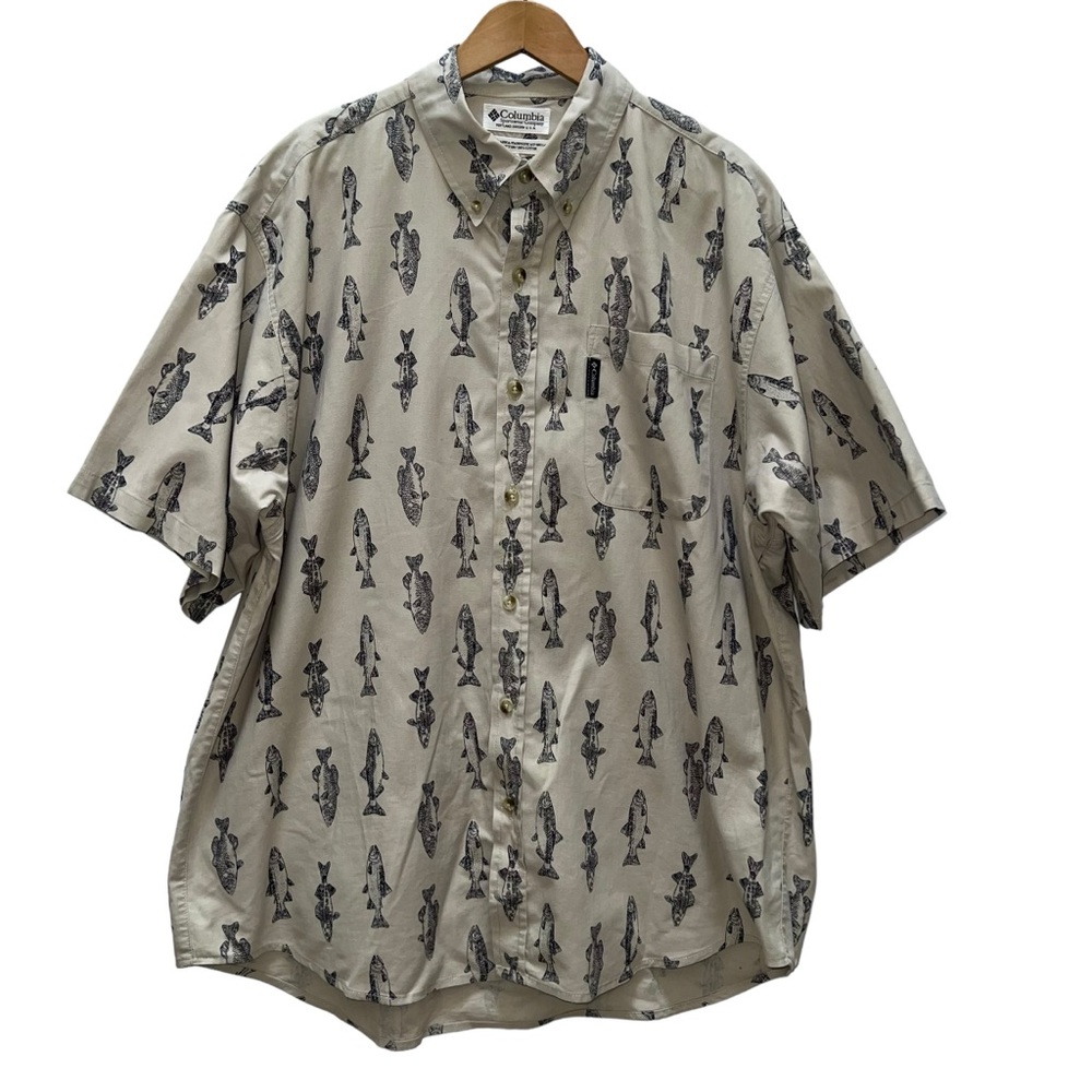 Columbia Men’s Fish Button Down Shirt Large